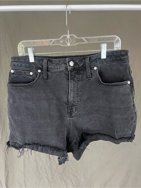 Madewell Washed Black Frayed-Hem Denim Shorts